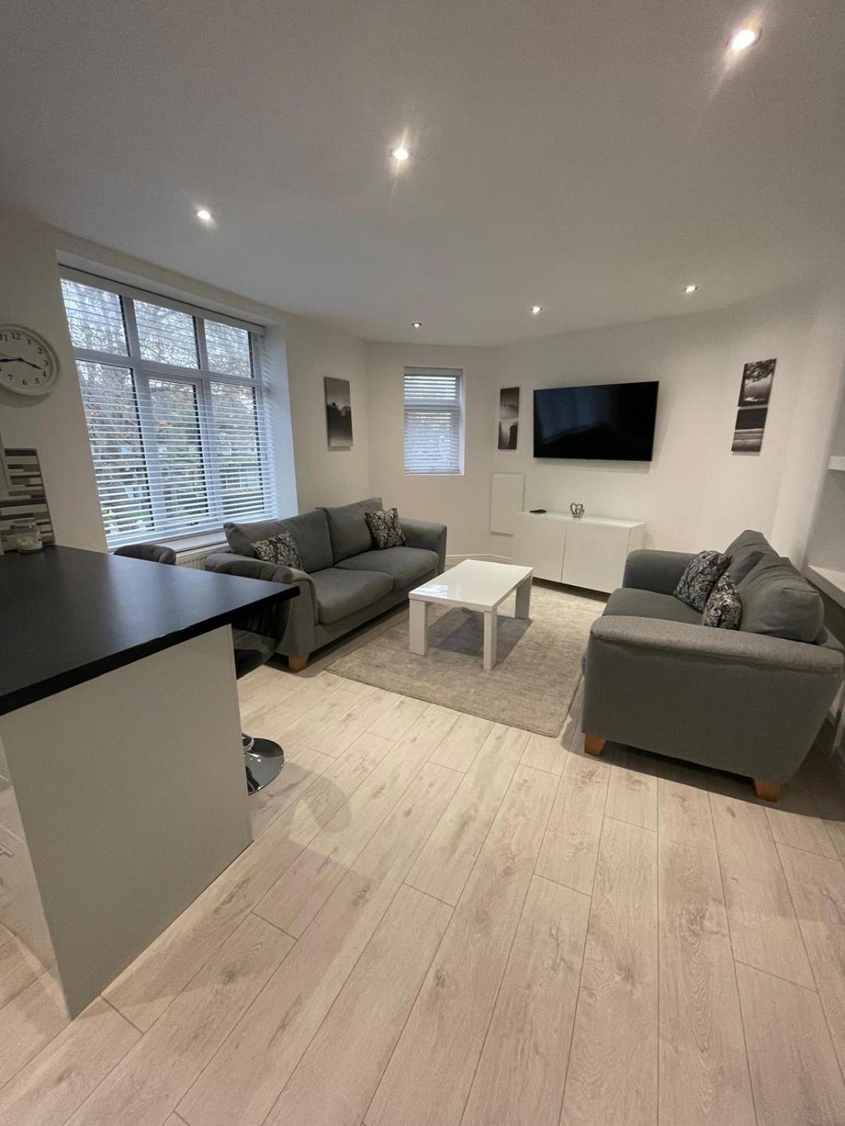 Spacious 2 Bedroom Apartment Liverpool Exteriér fotografie
